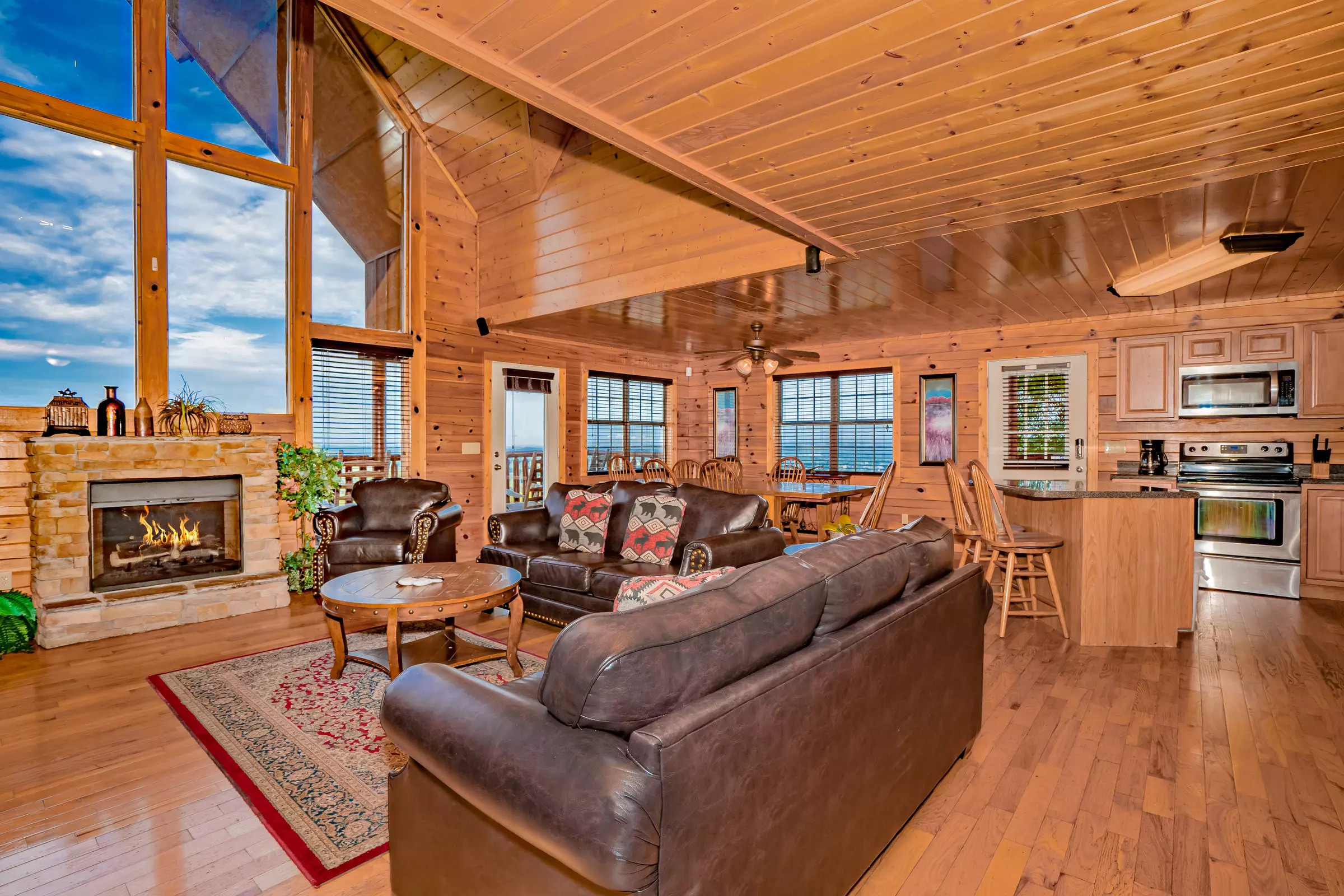 High On The View - 6 bedroom Cabin in Sevierville