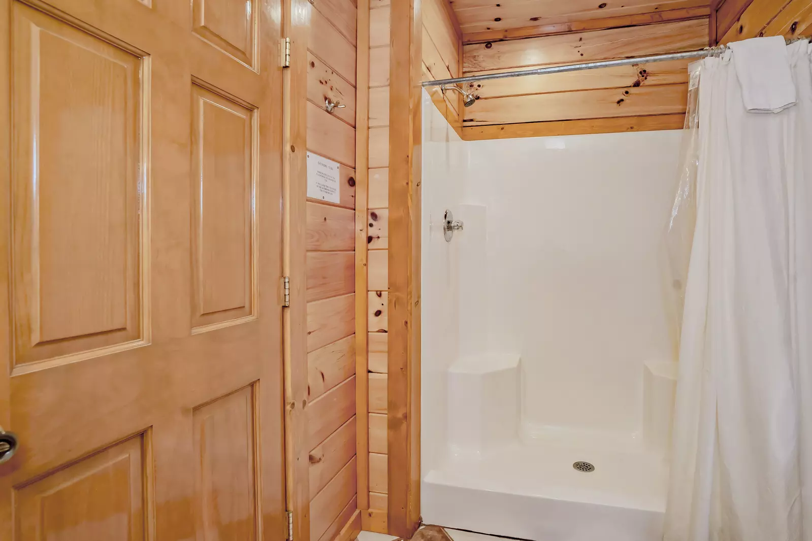 Swimming Bear Lodge