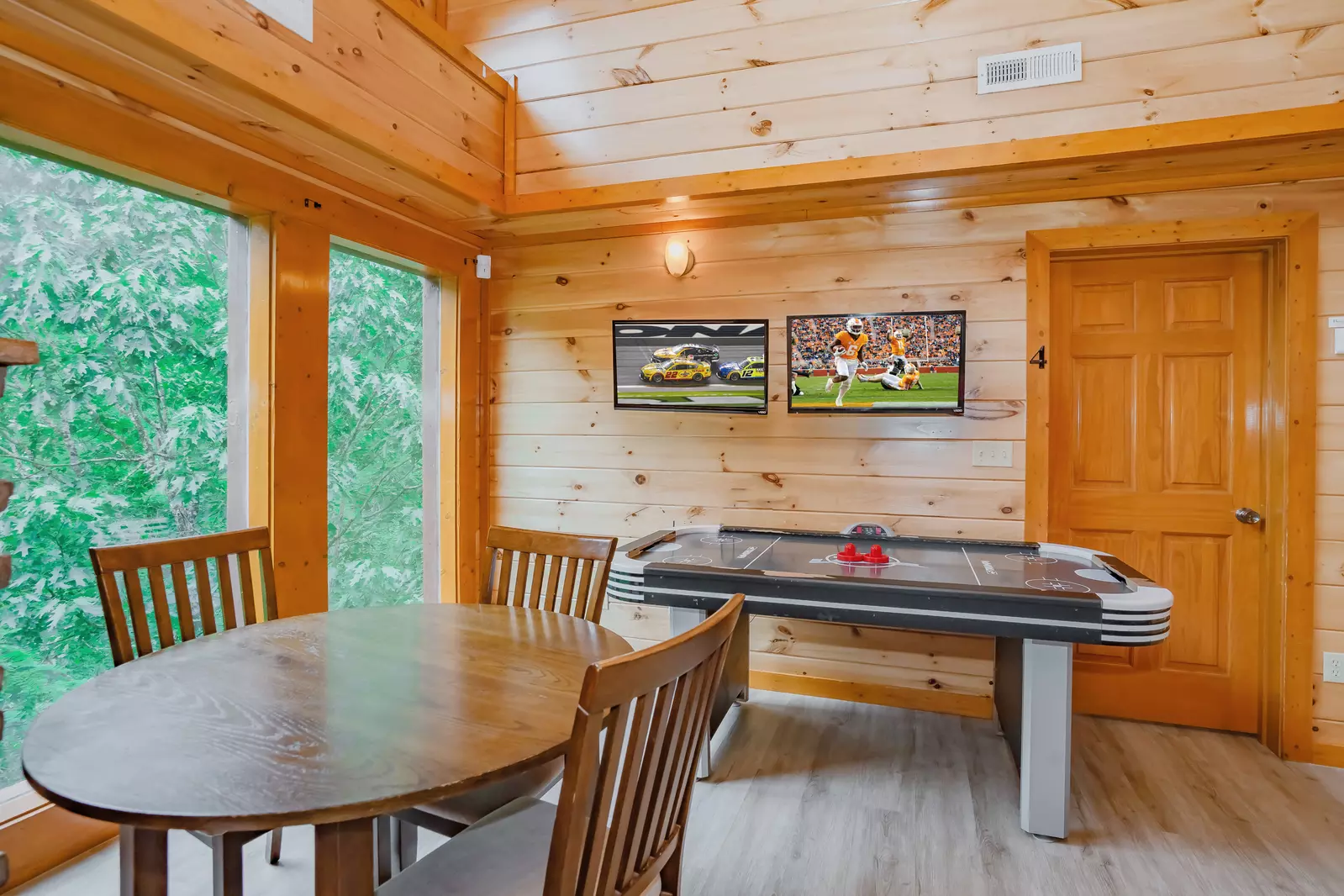 Swimming Bear Lodge