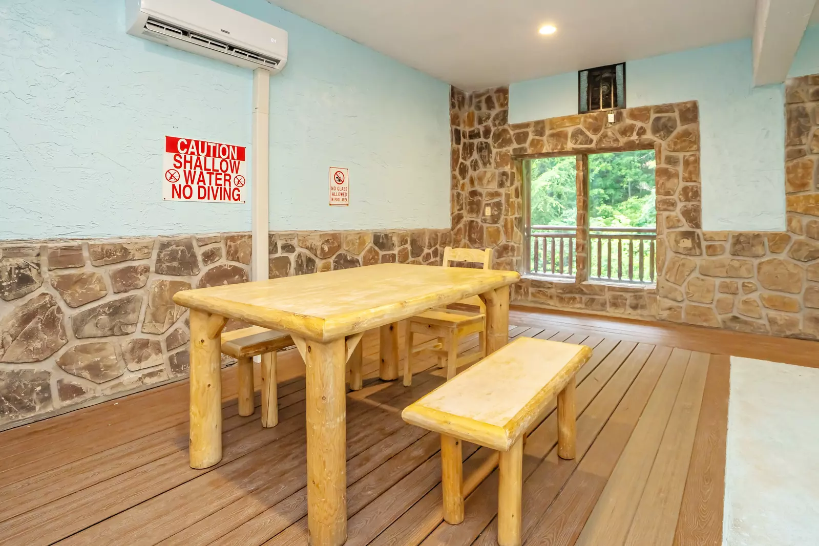 Swimming Bear Lodge