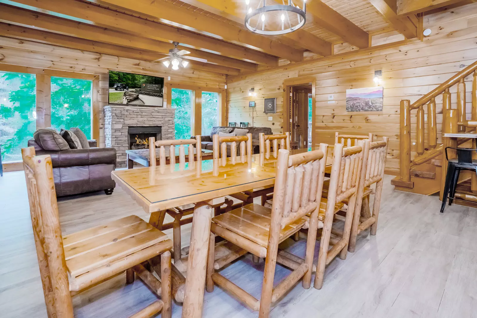 Swimming Bear Lodge