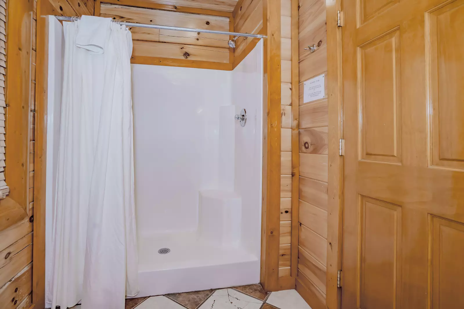 Swimming Bear Lodge
