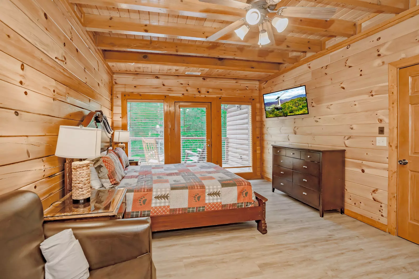 Swimming Bear Lodge