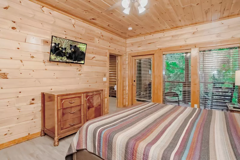 Swimming Bear Lodge
