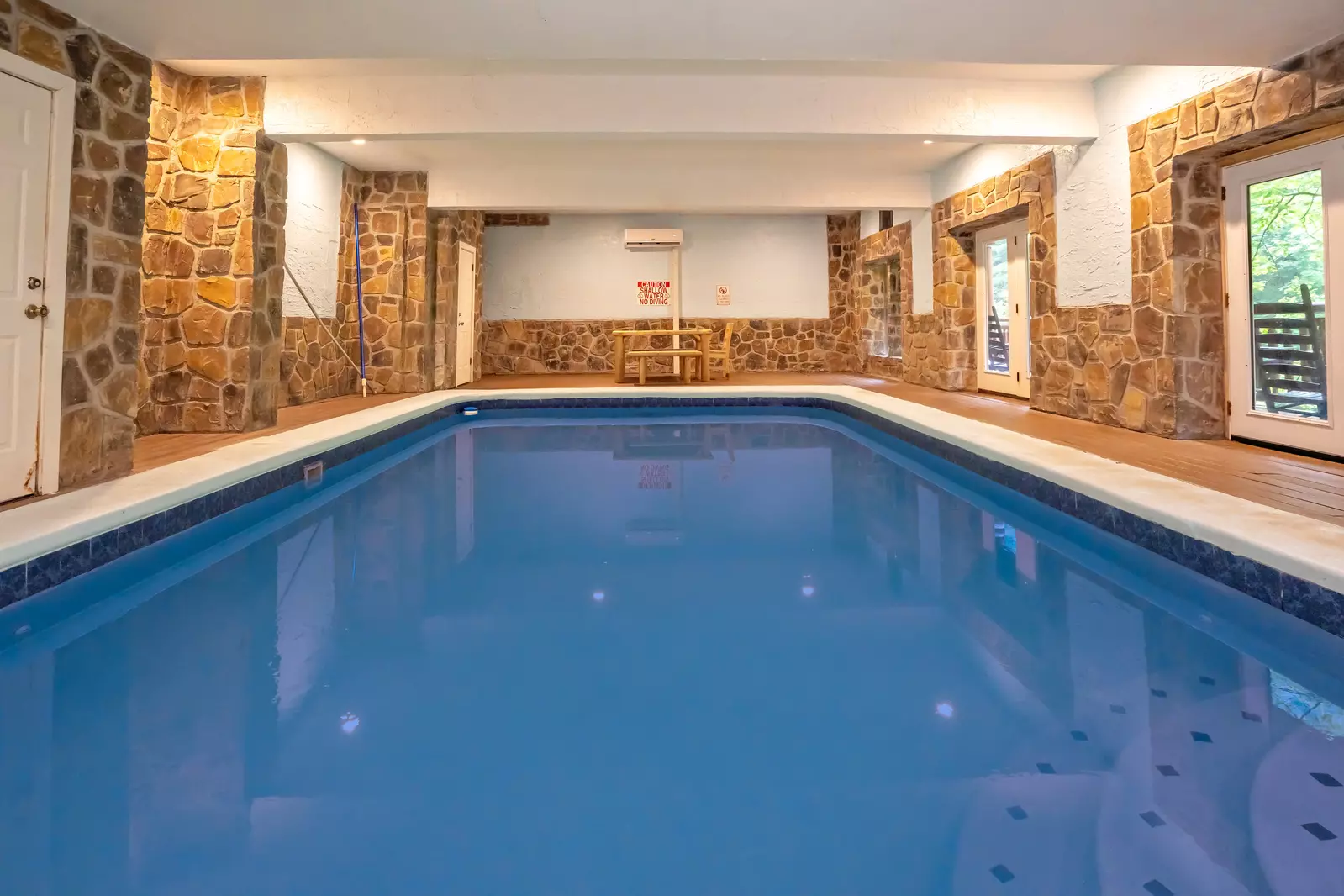Swimming Bear Lodge