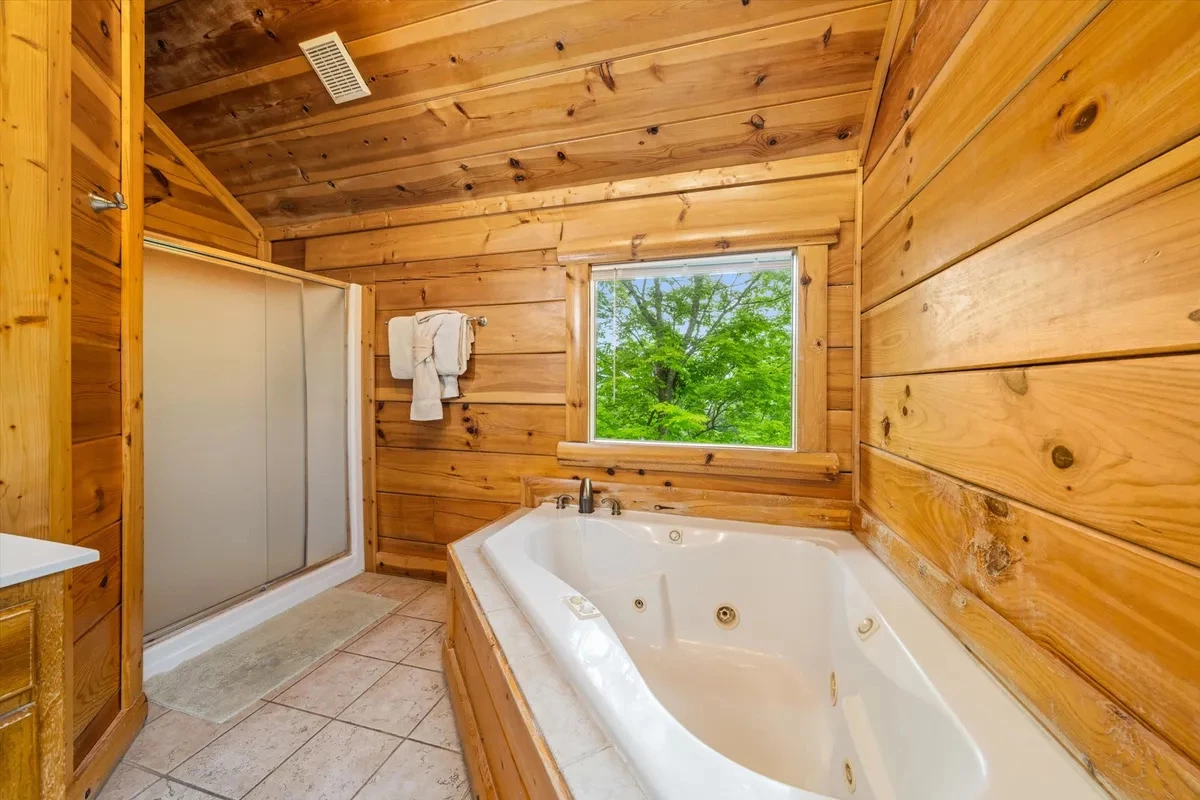 Keaton's Star Spangled Cabin