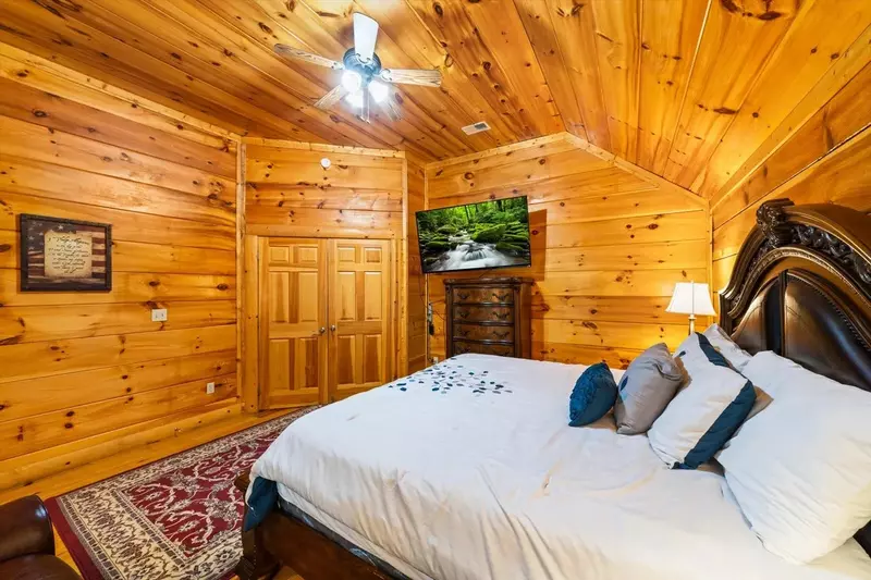 Keaton's Star Spangled Cabin