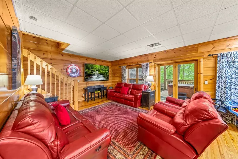Keaton's Star Spangled Cabin