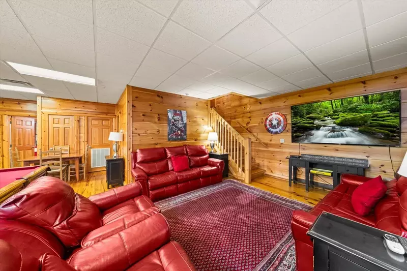 Keaton's Star Spangled Cabin