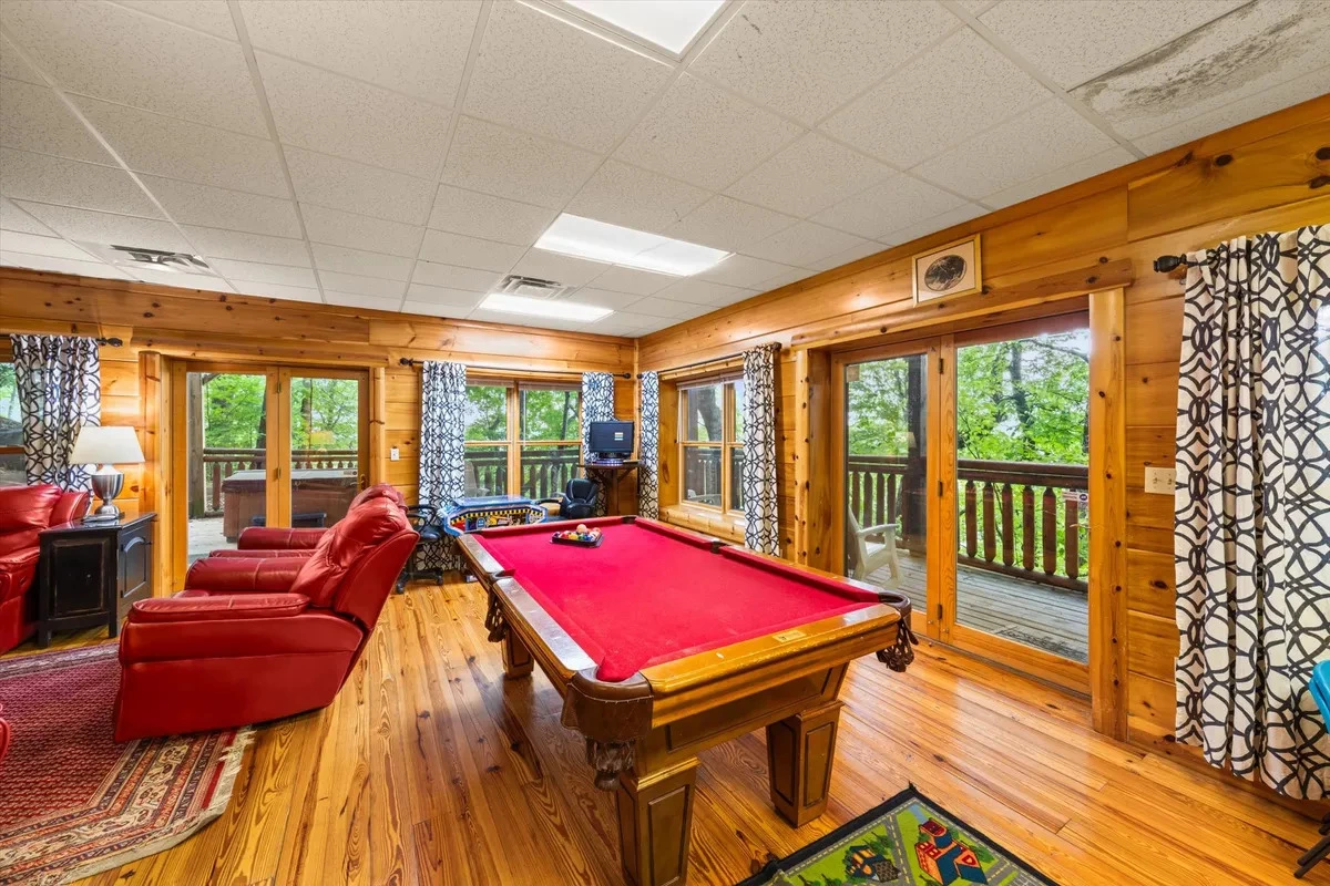 Keaton's Star Spangled Cabin