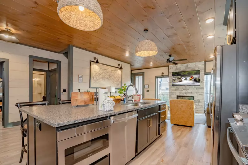 Mountain Plunge @ Smith Creek