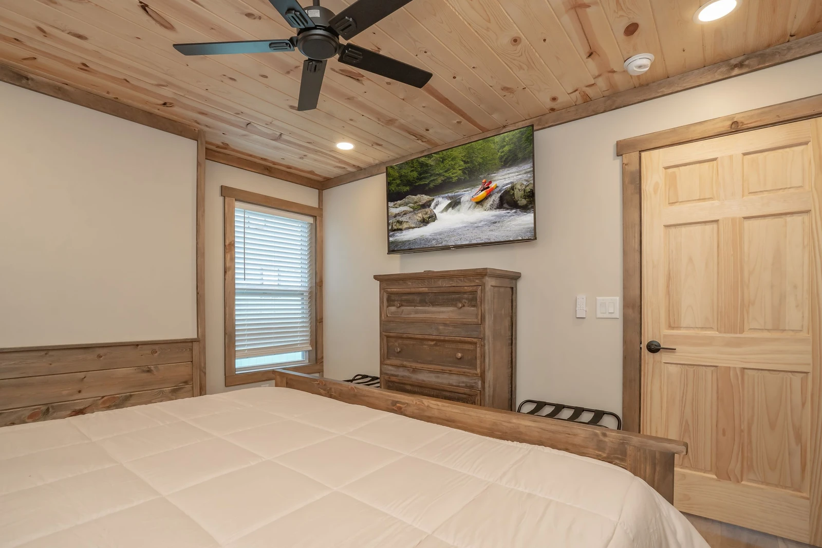 Legacy Lodge