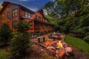 Creekside Getaway cabin in the Smoky Mountains