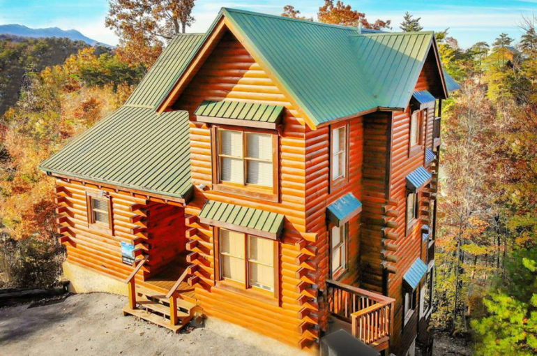 4 Things You’ll Love About Our Large Cabins in the Smoky Mountains
