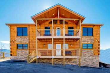 4 Reasons Why You Should Vacation in Our Smoky Mountain Cabins