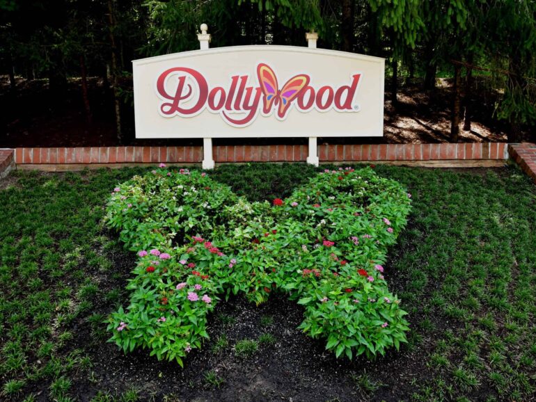 Top 4 Reasons Why You’ll Love the Smoky Mountain Summer Celebration at Dollywood