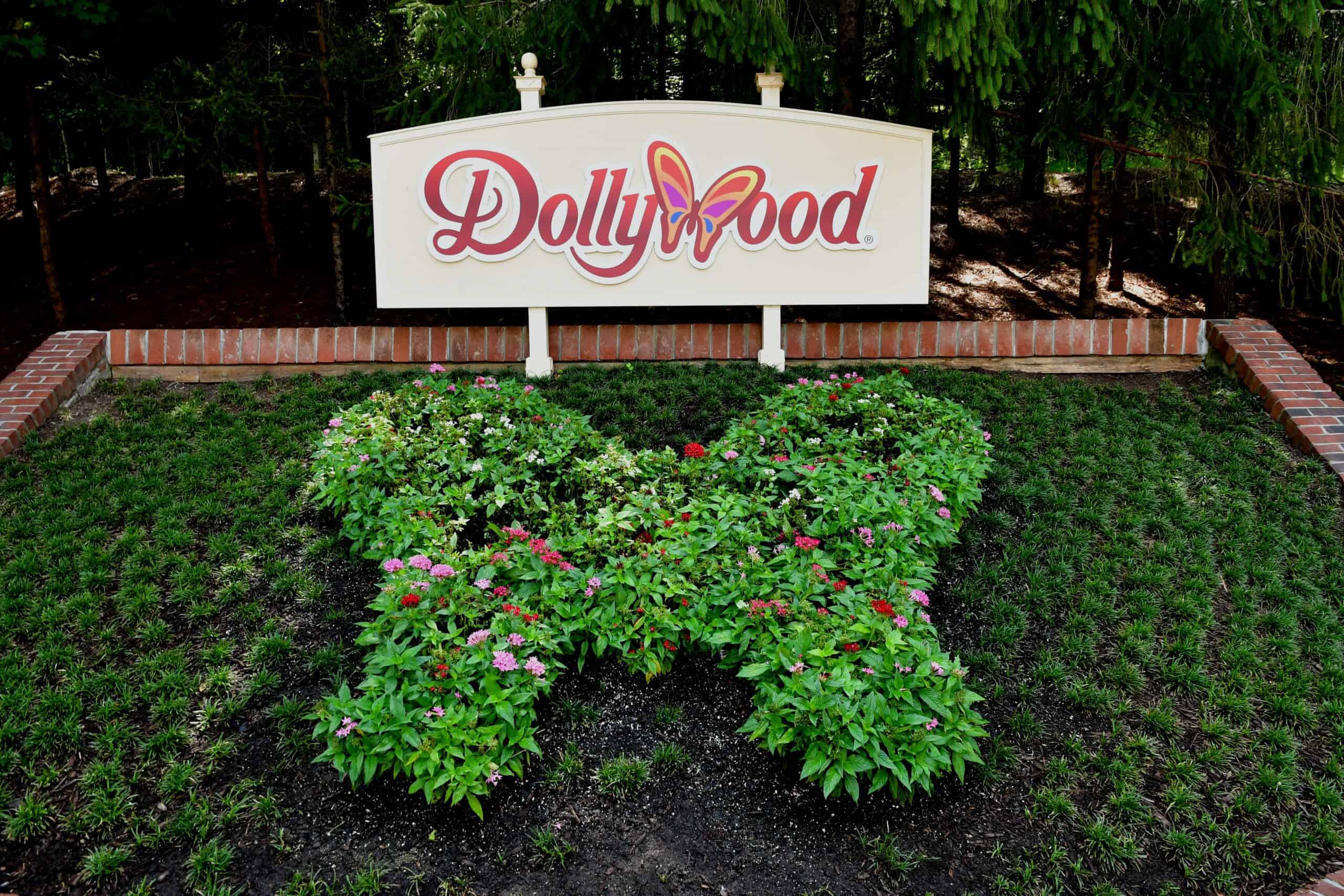 A beautiful garden display welcomes guests to Dollywood