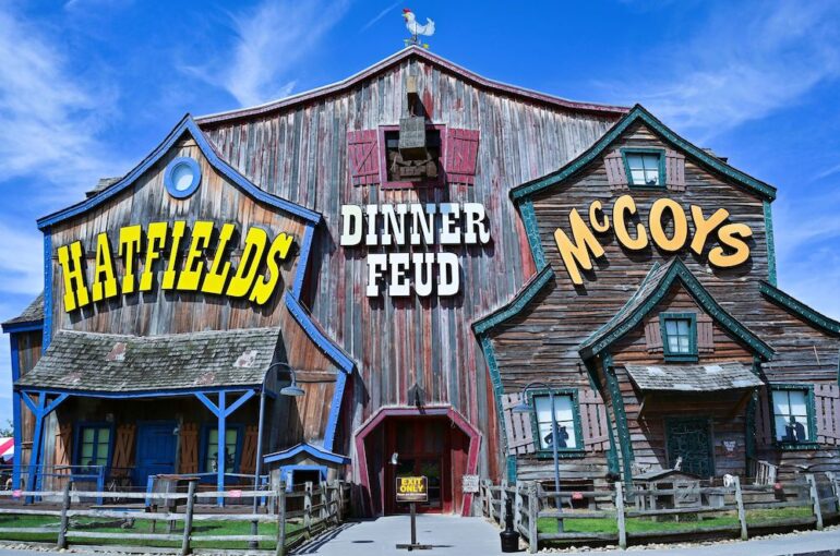 Have a Good Laugh: 5 of the Funniest Comedy Shows in Pigeon Forge