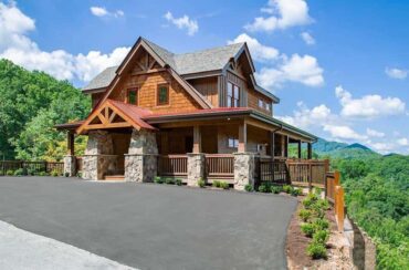 4 Reasons To Stay at Our Pigeon Forge Cabins in the Mountains