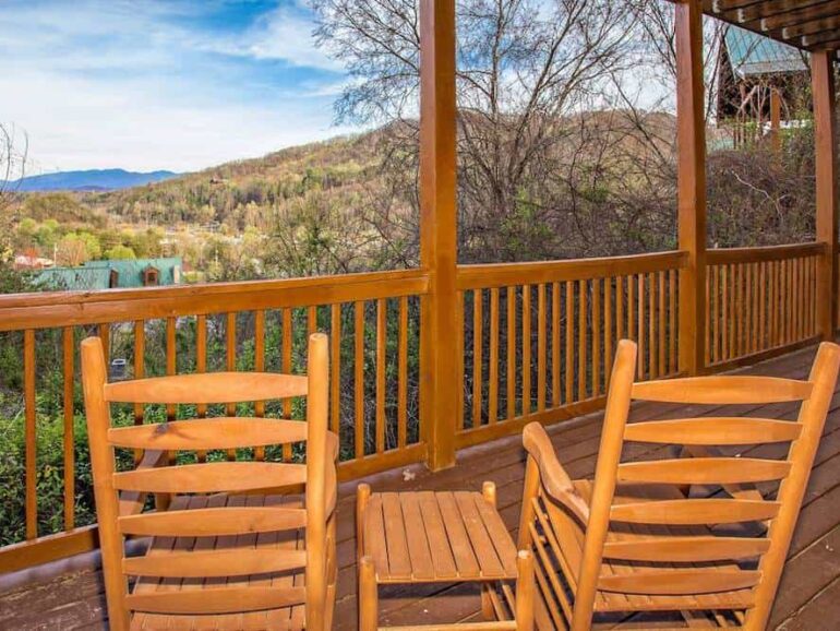 4 Amenities to Take Advantage of Outside Our Pigeon Forge Cabins