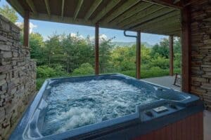 hot tub at large gatlinburg cabin