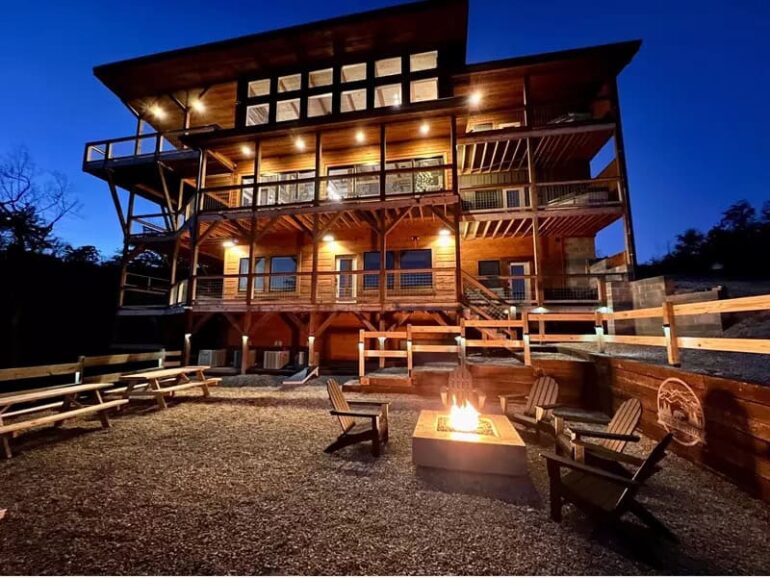 3 Comforts of Home at Our Luxury Smoky Mountain Cabin Rentals